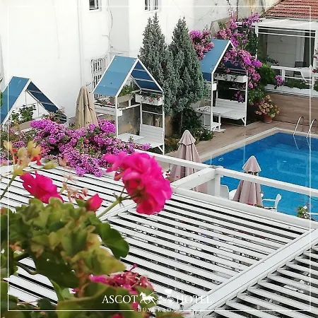 Hotel Ascot Büyükada 4*