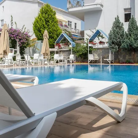 Ascot Bueyuekada Hotel Adalar