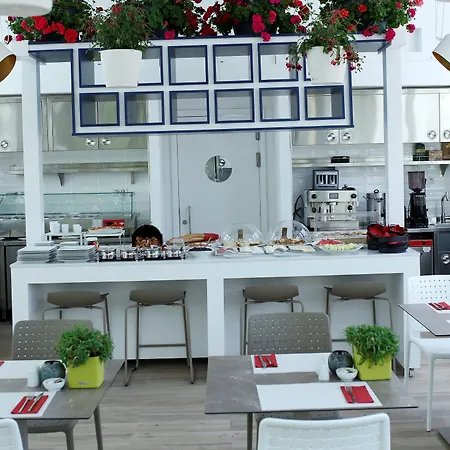 Hotel Ascot Bueyuekada