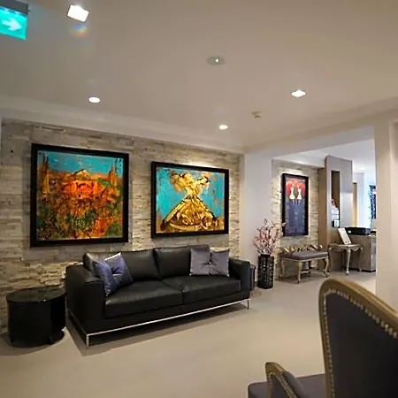 Hotell Ascot Bueyuekada 4*
