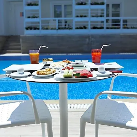 Hotell Ascot Bueyuekada 4*