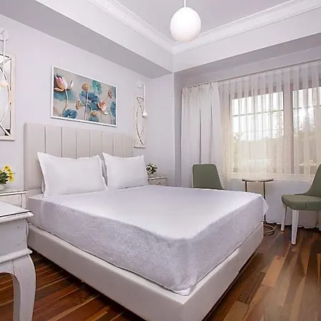 Hotell Ascot Bueyuekada 4*