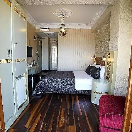Ascot Bueyuekada Hotel