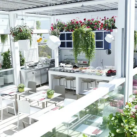 Hotel Ascot Bueyuekada Adalar