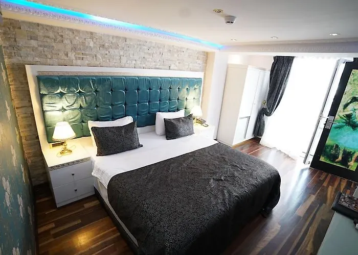 Ascot Bueyuekada Szálloda