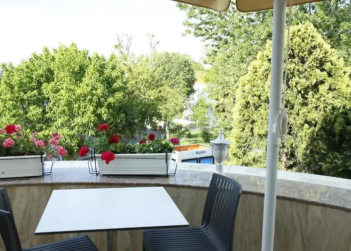 Ascot Bueyuekada Szálloda