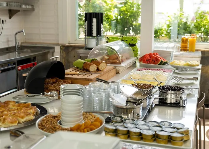 Ascot Bueyuekada Szálloda