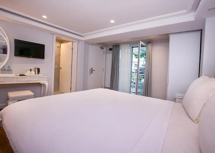 Ascot Bueyuekada Szálloda