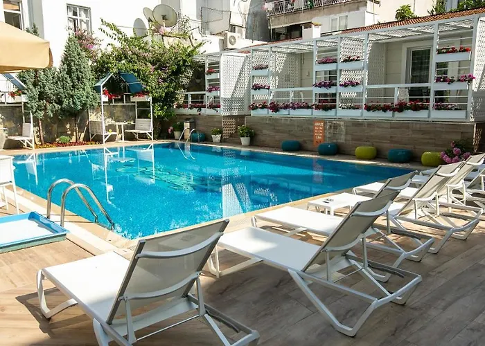 Ascot Bueyuekada Szálloda Adalar