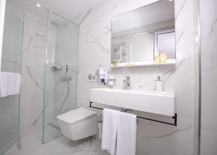 Szálloda Ascot Bueyuekada